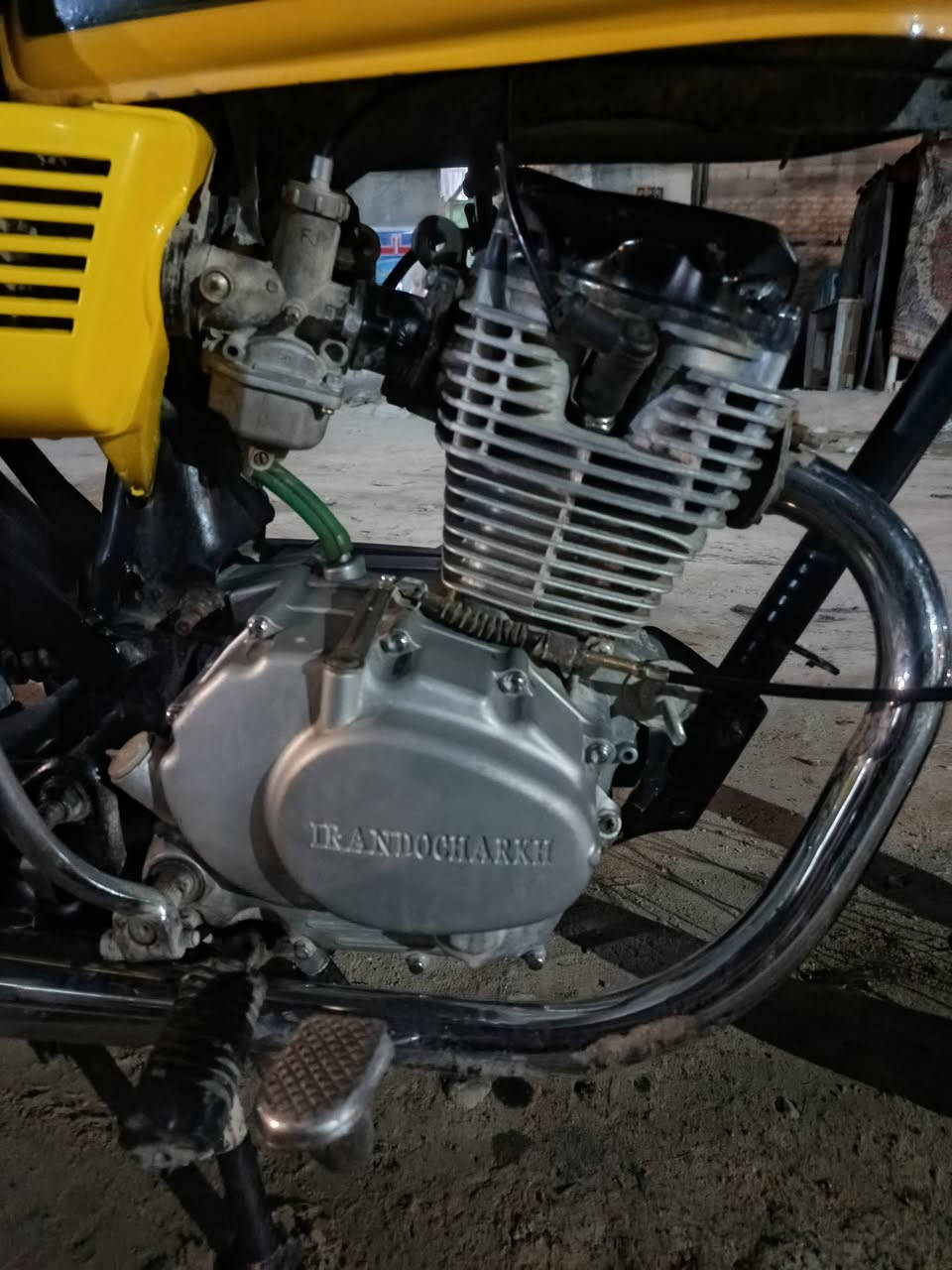 سلام عليكم اربعة كير للبيع بدون
نجف سعر 270
 ***********
