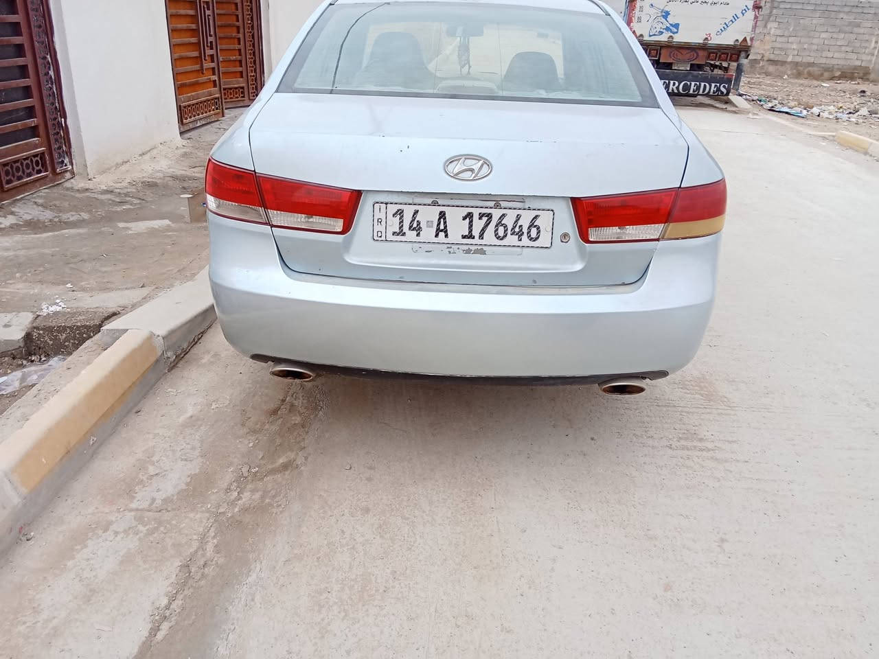 سيارة سوناتة نضيفة موديل 2006 الاتصال على الرقم ***********
