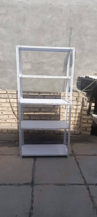 ١٠ رفوف • نظيفه • ارتفاع ٢م