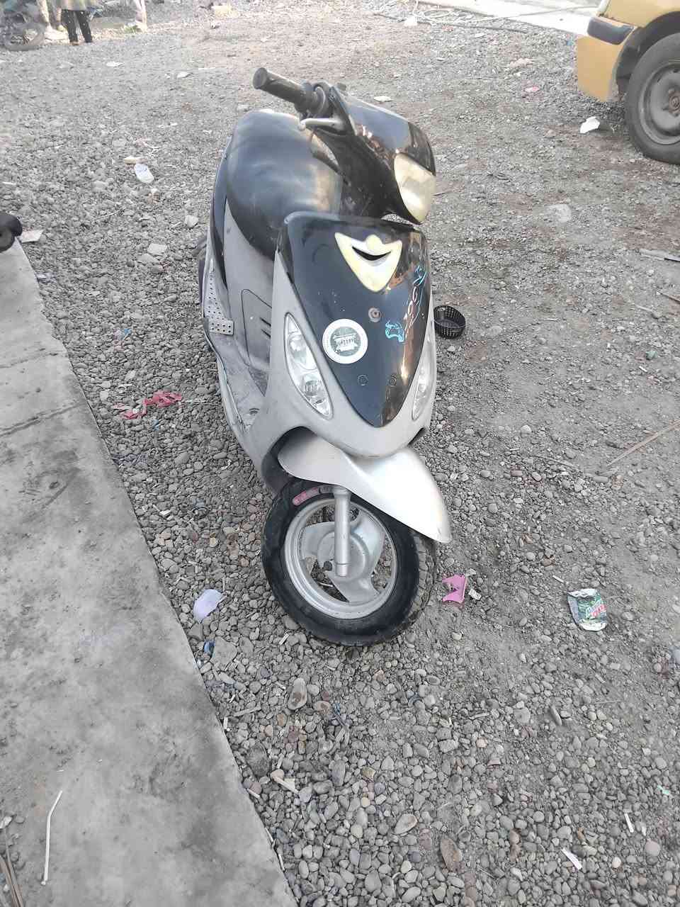 اسلام عليكم ماكس منغولي شغاله هندر خير من الله دراجه تحتاج سبايدر وباتري كاعد  شغاله هندر السعر 400  وبيه مجال عنوان بغداد زعفرانيه رقمي *********** مكلف اخوان
