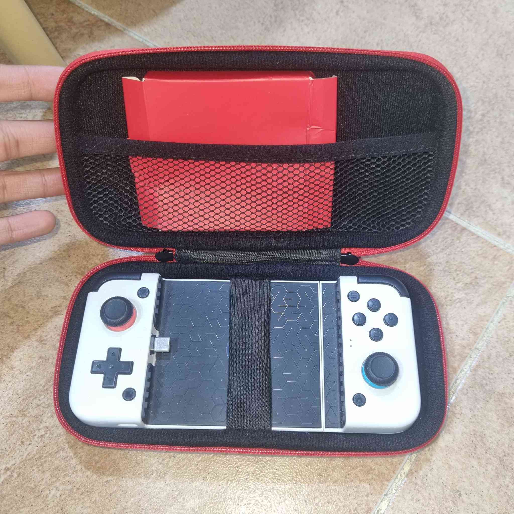 جويستك gamesir x2 type c مستعملة قليل مع الملحقات سعرها 35 الف
هارد 1tb wd و 500gb segate سعرهن 35 الواحد 20
رام 4gb ddr3 لابتوب سعره 15
 Nvme m.2 500gb sn5000s gen4 استعمال قليل جدا سعره 70 الف
متوفر توصيل لجميع المحافظات البصرة, العراق


**إذا كنت صاحب هذا الإعلان وتريد حذفه لأي سبب، رجاءا أرسل رسالة إلى الدعم الفني**