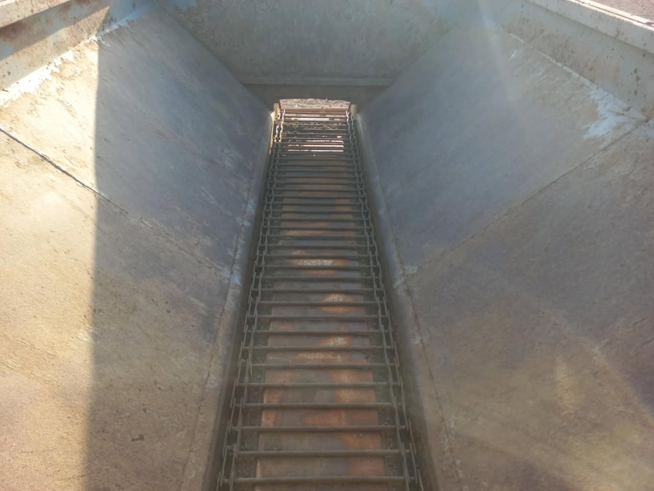 سلام عليكم عربانه ناثره دمن للبيع 
العنوان ديالى العظيم 
***********
***********
