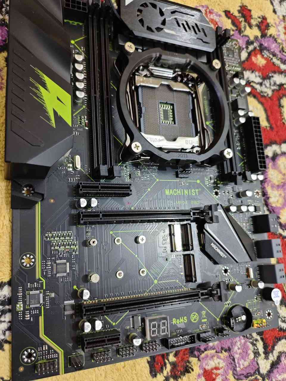 مذربورد جديدة
فحم 
ما عندي غراض حتى افحص
السعر 30


**إذا كنت صاحب هذا الإعلان وتريد حذفه لأي سبب، رجاءا أرسل رسالة إلى الدعم الفني**