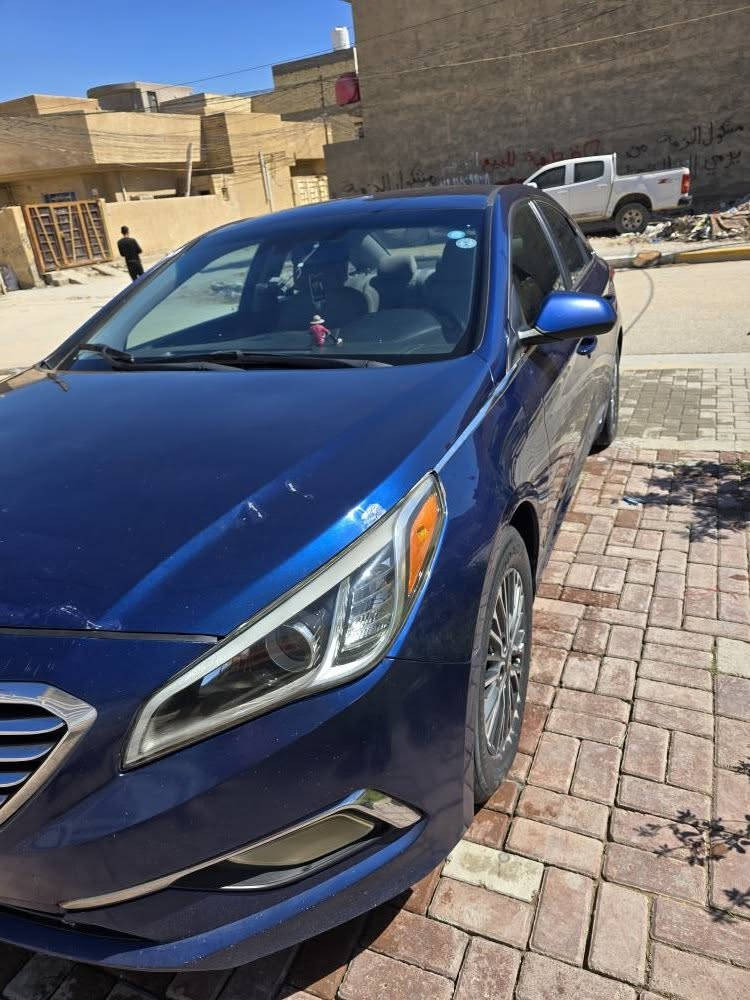 سوناتا وارد امريكي 2016 
نص فول
لايت ابيض زنون وبيه منضومه غاز 
قطعتين باب وجاملغ مال السكن بدون شواصي وبدون لغود 
رقم اربيل هزه جديده مال شهر ال 1 ورقم دولي بأسمي تريد وكاله تريد تحويل بكيفك المكان بكربلاء
*********** كربلاء, العراق
