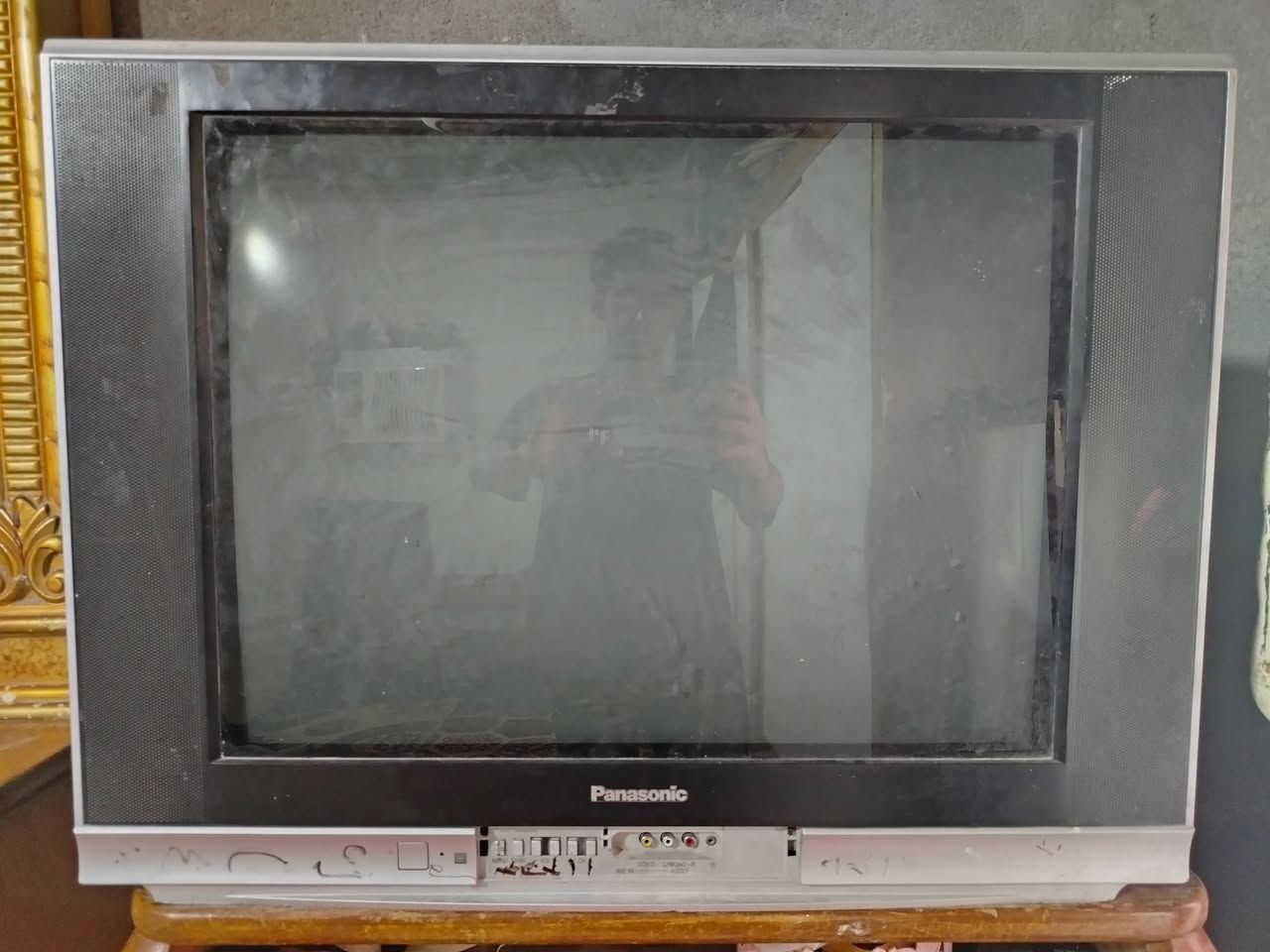 تلفزيون شغال صوته عالي حلو للبيع


**إذا كنت صاحب هذا الإعلان وتريد حذفه لأي سبب، رجاءا أرسل رسالة إلى الدعم الفني**