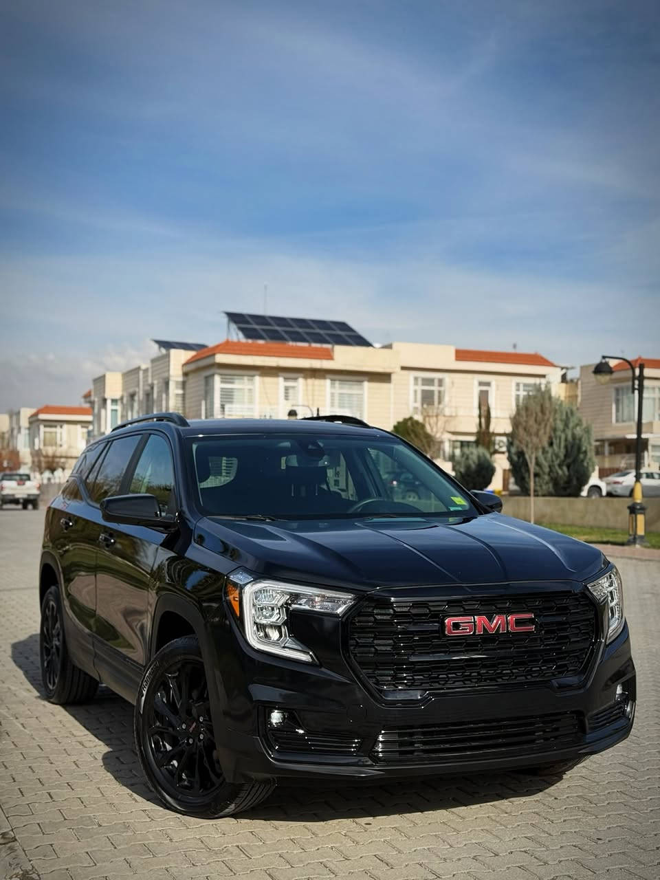 ‎السلام عليكم
جيم سي تيران
GMC TERRAIN 
SLE BLACK EDITION 
‎الضرر: جملغ امامي صبغ فقط
بدون ايرباگ بدون دواخل 
‎كاتي سليماني تترقم شمالي فقط اربيل سليماني •
‎: دهوك
‎:الموديل 2024
ماشي 16 الف فقط 
‎المحرك: 4 سلندر 1500تيربو ) فور ويل 
‎رادار امامي مانع تصادم •
‎حساسات خلفية اصل •
‎حساسات و رادارات الاجتياز الجانبية (نقاط عمياء) •
‎بالمرايا الجانبية
‎بصمات عدد 4 للابواب مع بصمة جنطة وبصمة •
‎تشغيل
تشغيل عن بعد 
‎كشنات هيتر
‎تدفئة 
‎جنطة كهرباء •
‎تشغيل عن بعد •
‎تحكم ستيرن جهتين بلوتوث وحاكية وكروس سرعة •
‎وتحكم صوت
‎مانع انزلاق ABS نظام •
‎السيارة موديل 2024 الشكل الجديد ، جديدة وبوضع •
‎الشركة
‎📞*********** :الاتصال على مكان السياره سليمانيه
