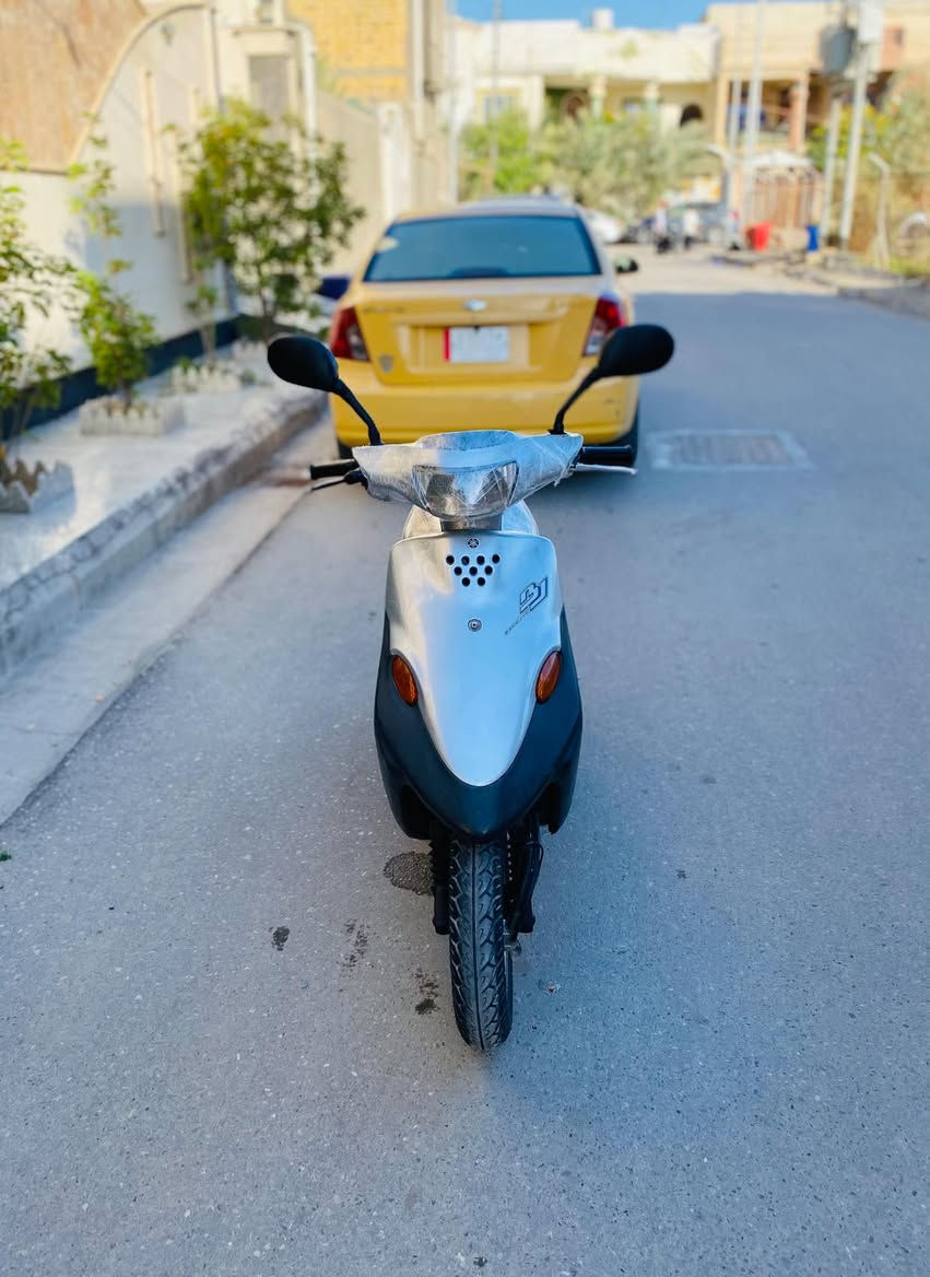 للبيع بيجي دراجه نضيفه ماعوزه شي 
سلف هندر كهربيات سكن عالي ناصي اشاير كيجات
كله شغال او نضيفه الدراجه سعره ٥٠٠ وبيه مجال
ناصريه مركز ***********
