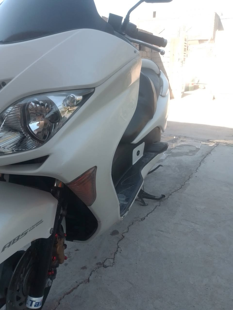 08 نضيفه كلش كفاله كير ملغي والمحرك مبدل بوشه وبستم من الحاويه إصليات الدراجه ناعمه مابيه نقص كلشي شغال 
مال جناي 
مكاني حله المركز سعره 650 
***********واتساب الخاص مفتوح
