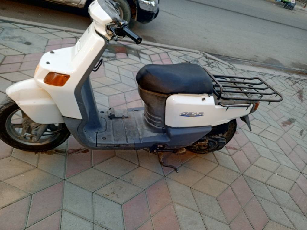 دراجة بيكم مكينه بلادية شلعه ومعدل استاند كهرباء شغال السعر 300 وبيه مجال للاتصال *********** بغداد, العراق
