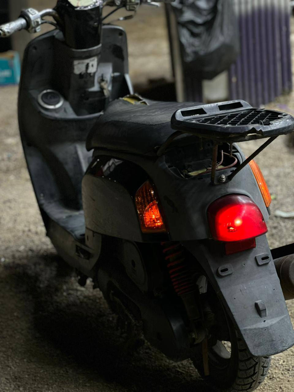 دراجه بوليس للبيع الدراجه ناعمه وحلوه نضيفه بريك يجي وياه واير ويده مال الريم ول سعر خاص ***********7 هاذي رقمي
