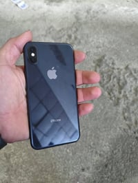 آيفون XS • شغال • بطارية ٧٣٪