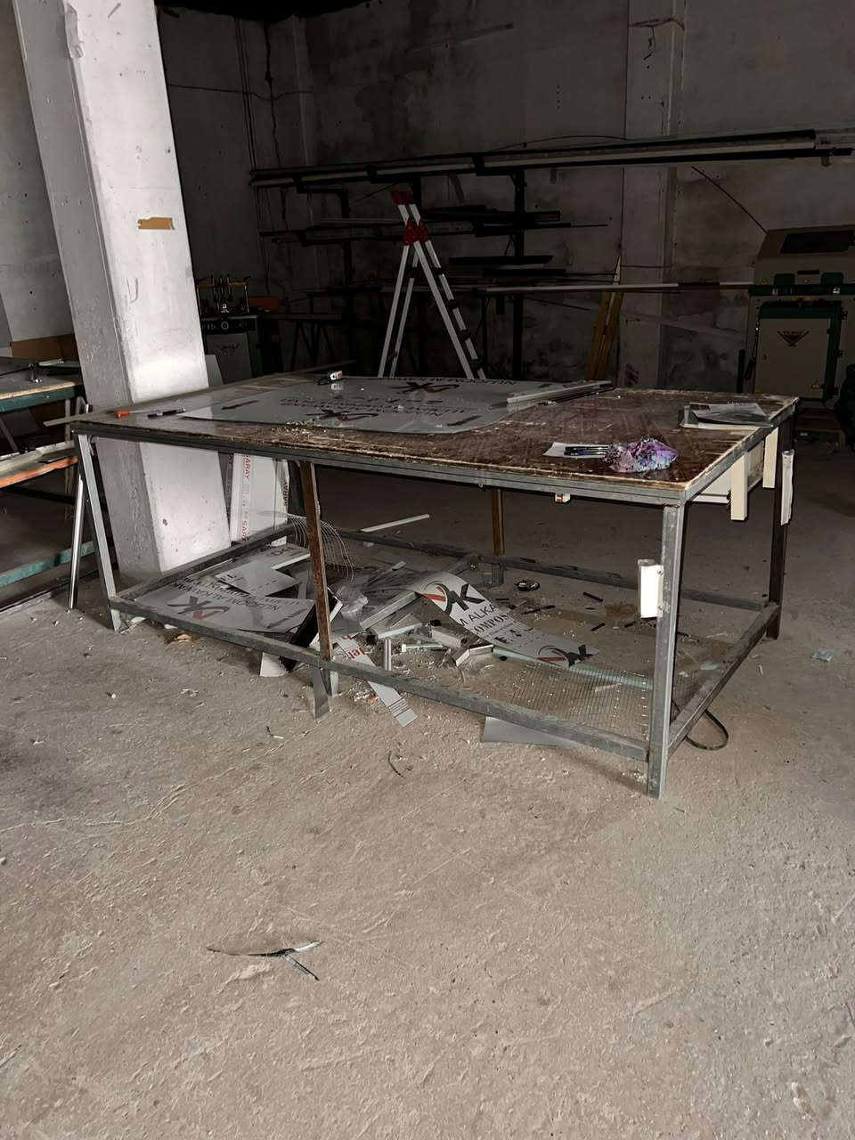 للبيع ٢٥٠الف ٣ ميوزه ***********
