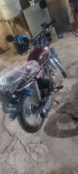 تايكر25بعدها زيرو مصار 8ايام من مشدودةشرط اول تبديلة دهن باب اول 4كير مو 5كير سويجات 2+اوراقها سعر ‏‪780وبيها مجال قليل رقم صاحبها ‏‪***********‬‏ اني مكلف بل نشر مكانها تكريت
