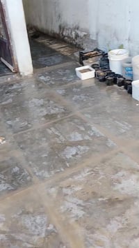 بيت للبيع • مشتل شارع المدارس • بيع مستعجل