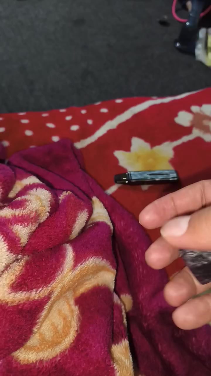 قطعه جمشت اصليه الي يهتم بهيج احجار
***********
