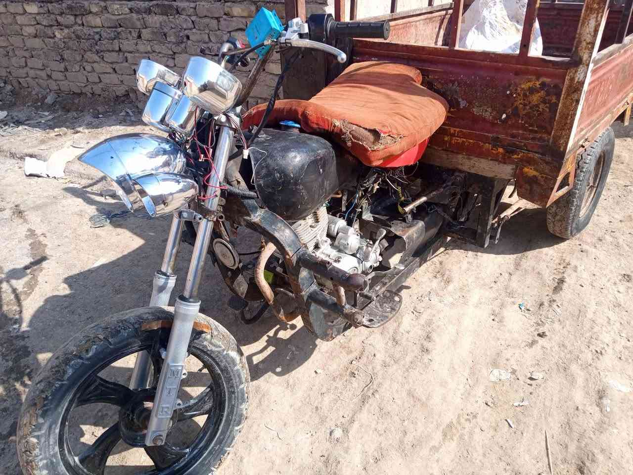 سلام عليكم ستوته للبيع
كلك مكفوله من سرقه موديل 14
ستوته كله جديد مقدم مكينه 
السعر/ 650 وبيه مجال
للاتصال/***********
ابو ال 550 لايعلق
