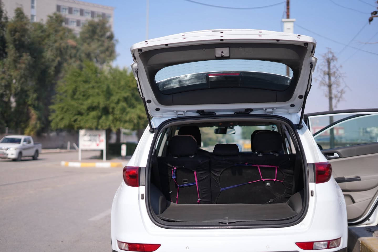 السلام عليكم
للبيع فقط كيا سبورتج 2018 (خليجي)

رقم بصره  الدولي باسمي

مواصفات

شاشة و كاميرا

حساسات خلفي

تحكم ستيرن جهتين

قطعتين تبريد

اشاير بالمري

مكينة 2000 دوش

ماشية 113

كامله من كلشي السياره

كفاله من الضربه

السعر :183 و بيها مجال

مكان السيارة ميسان

***********
