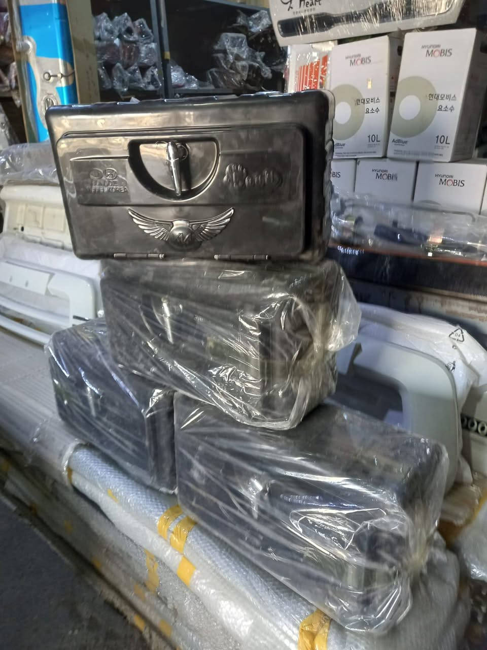 صنودك عدة بلاستيك +حديد
محل حيدر الدبي 
بغداد كسرة وعطش 
***********
***********
خدمة توصيل بغداد 
وجميع المحافظات
