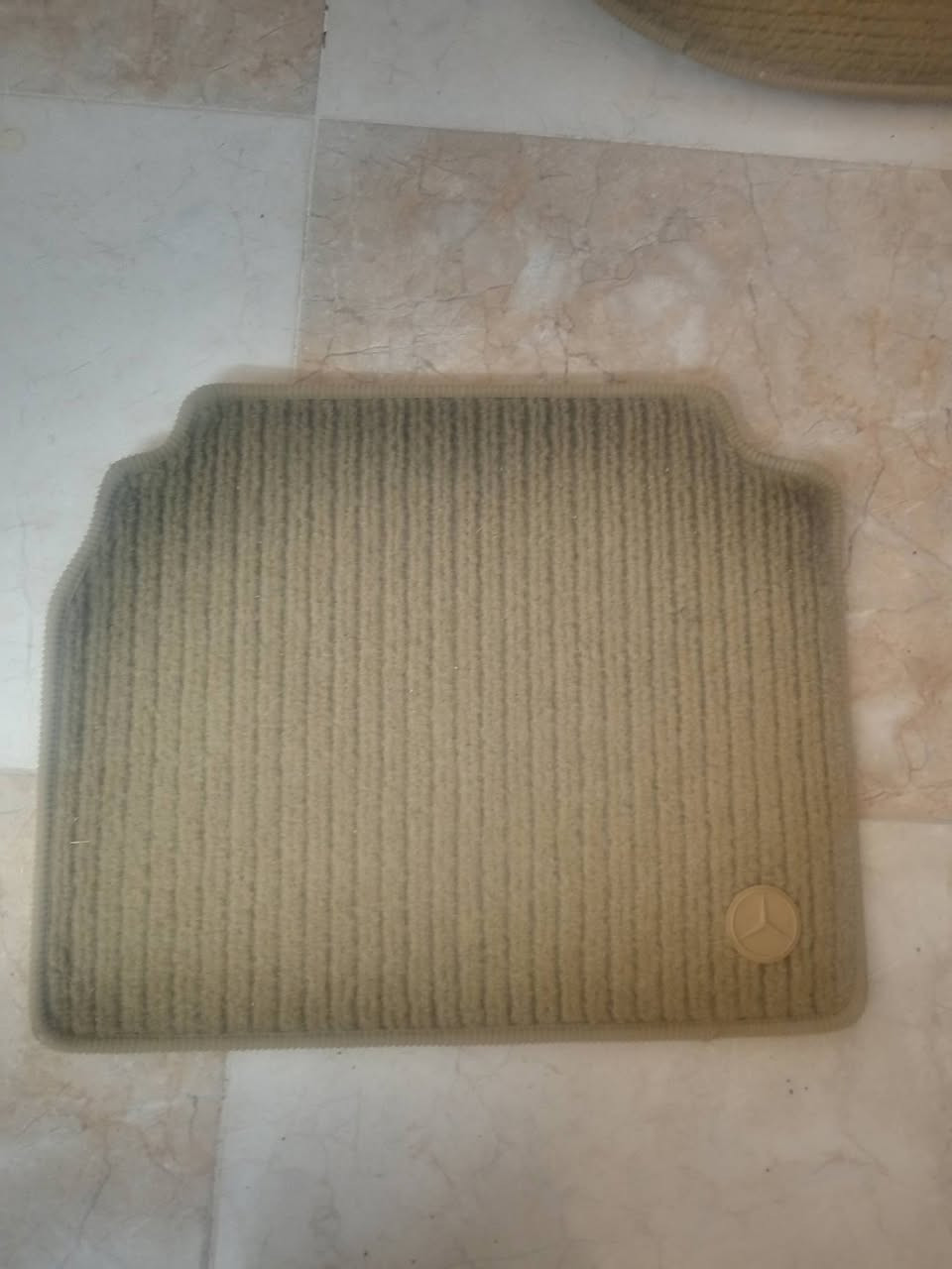 ارضيات مارسدس دب بلادي شركة نضافة 90 بالمية مع جامة لايت امامي السعر 50 الف المكان  كركوك


**إذا كنت صاحب هذا الإعلان وتريد حذفه لأي سبب، رجاءا أرسل رسالة إلى الدعم الفني**