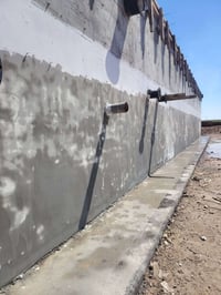 يتوفر شركه مقاولات باصناف الكوادر ويوجد كادر متخصص معالجة خزانات الصب ...