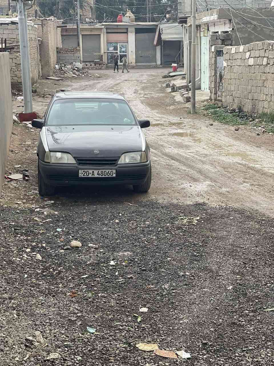 سلام عليكم للبيع وبل وميكا موديل 93محرك وكير كفاله صدر جديد تخم تاير سيارة كلش حلوه وجديده ونضيفه  جاهزه من كلشي السعر 27وبيها مجال بسيط العنوان ديالئ بلدروز لاستفسار ***********
