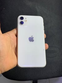 آيفون ١١ عادي • ٦٤ • بطارية ٧٤