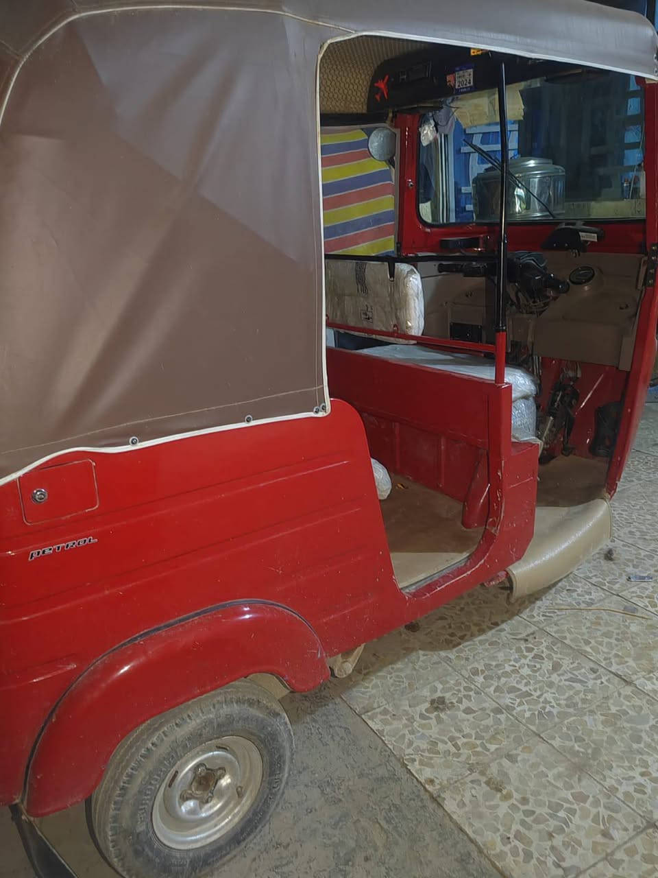 السلام عليكم تكتك 18 شهر 12 مصبوقه جماليه مابيها اي معجون 
السعر 5600
بغداد مدينت الصدر
التكتك جاهزه 
الرقم ***********
