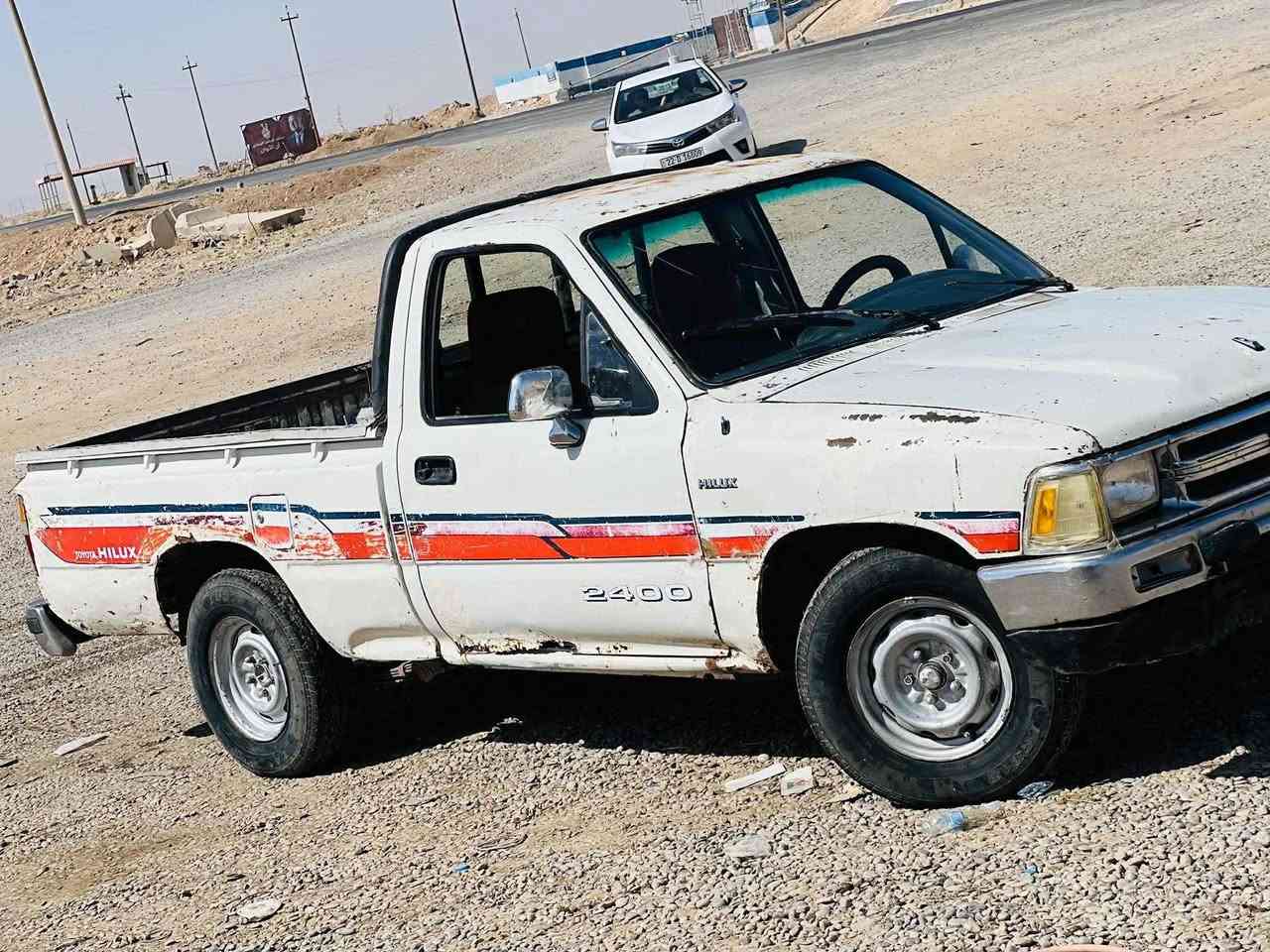 السلام. عليكم
بيكم للبيع موديل 1990 رقم بغداد محرك كير شاصي شرط 
سياره جاهزه سعر 35 وبيها مجال بيع فقط
رقم ***********
