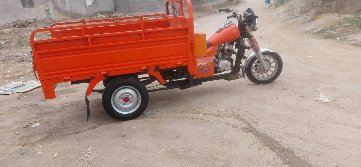 سلام عليكم شباب ستوته فرس نيفان موديل 16 تعمير جديد مكاني كرمه علي سعر واحد وربع ***********
