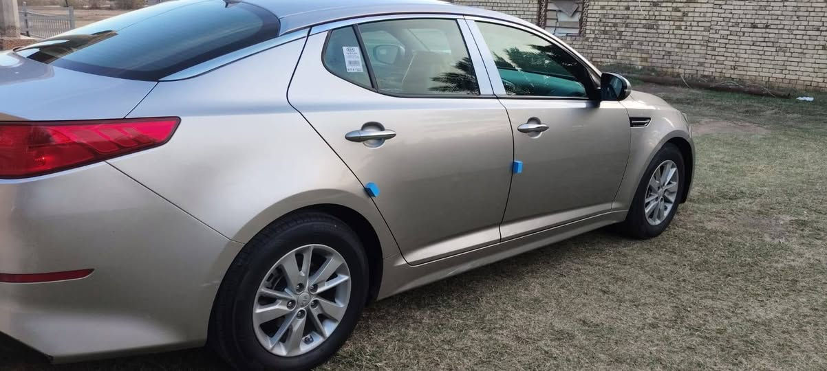 اوبتيما موديل ١٤ امريكي تبديل بنيد وجاملغ صيغ رقم دولي سياره جاهزه حداديه تبريد المسافه المقطوعه ٩٣ السعر ١١٨ وبيها مجال مكان السياره ناصريه رقم تلفون ***********
