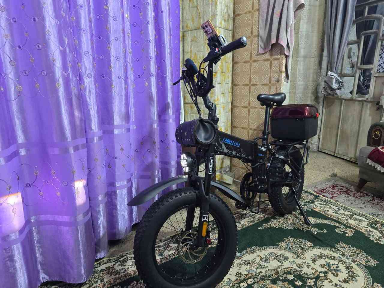 السلام عليكم دراجه شحن بطاريه ليثيوم للبيع ياباني اصلي ماشي 5000الاف الشه المنيوم بلوتوث اواكس كبلات امامي خلفي بلوتوث كلش جديد بريكات دهن نضام سبورت نورمان ايكو وسبورت كومفورت شحن بايدر بايسكل صار 5من وصلن بالشحن رقمي للتواصل ***********
