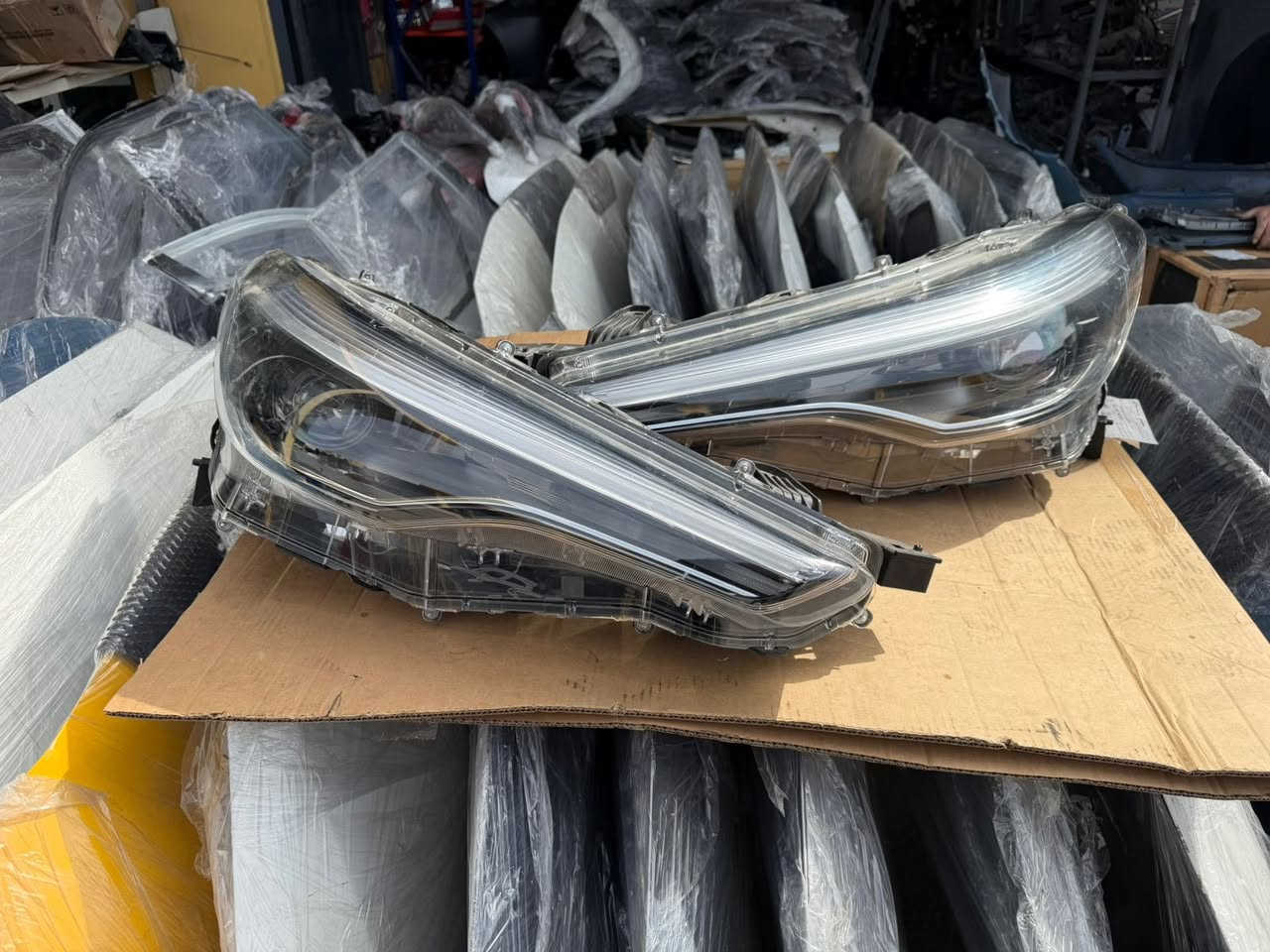 محلات الطيف لبيع قطع غيار سيارات تويوتا الحديثة العنوان دهوك صناعة الوكا طريق الموصل 
ادوات كورولا كروز الخليجي الامريكي الصيني 
***********
***********
يوجد توصيل جميع المحافظات
