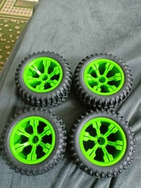 مجموعة دعافيس • درون • سيارات