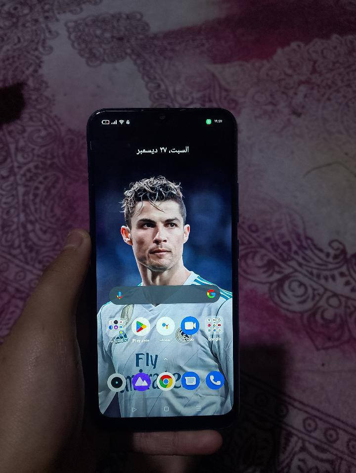 السلام عليكم ريدمي سي 12 جهاز حلو نظيف مال بيت نظافه 80% بطاريه 5000 الذاكره 64 جهاز كل شي بيه شغال جهاز بصمه كاميرا شغاله مكاني بصره جمهوريه شارع معهد النفط الرقم الرقم*********** تواصل الجهاز مراوس ايفون السعر 80 🔒
