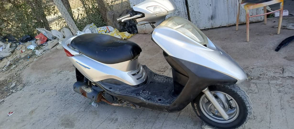 السلام عليكم دراجه بريز للبيع كهربائيات سلف مكينه خير من الله كل نقص مابيها بس القمجي مال بريك الامامي مكطوع لازم يتبدل المكان الشعب السعر ٤٥٠ هاتف ‏‪***********‬‏
( مكلف بالنشر )
