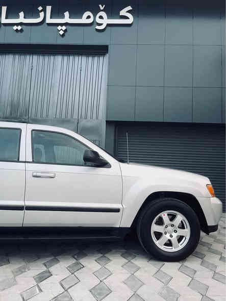 ‎۲٠٠۹ جێب لاریدۆ
Jeep laredo 2009 Limited 
‎فول مواسەفات 
‎سڵاید ـ حاسە ـ کامێرا 
‎بۆیاخ تەنکی مەرخوب 
‎دوو پارچە و دوو پەڵەی بۆیاخە هەیکەلی زۆر جوانە 
‎شەش بستۆن مەکینەی نەکراوەتەوە لۆک لۆکە گێڕ و مەکینەی 
‎توڵ و بلاجکتۆر و هۆک بیلد
‎تەقیوی و ساردو چالی نیە 
‎هیچ مەسرەفی تیانیە
‎تایەی تازەیە 
‎  رەقەم و پلێت تازەیە تا نزیکی ۲٠۲۸
‎بەناوی خۆمەوەیە
‎گێر و مەکینەوئەکسل و تەقەو رەقە بەشەرت
‎تەبرید بە شەرت 
‎سلێمانی ـ بەکرەجۆ 
‎نرخی ۱٠۸ و مەجالێکی کەم 
0773 422 24 24 
٠۷۷۳ ٤۲۲ ۲٤ ۲٤ السليمانية
