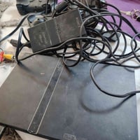 بلي2 شغال وعل ضمان ويا فلاش بي العاب مراوس بتليفون 07722670044مكاني بغ...