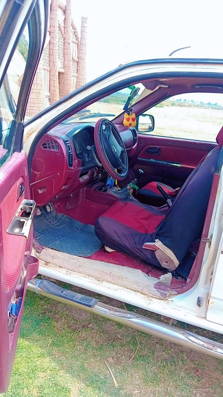 سلام عليكم ورحمه الله سياره كنو وجه فلاونزه موديل  2013رقمها بصره الماني سعر خاص اتصل وتدلل ***********
