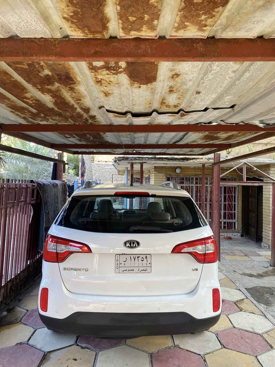 سورنتو 2015خليجي كفاله 6سلندر ١/١فول مواصفات عدا البنوراما كشنات جلد بيها ٢بصمه كتلوكات الشركه بيها ماشيه ١٣٠حقيقي الرقم لمعرفت التفاصيل 
***********
