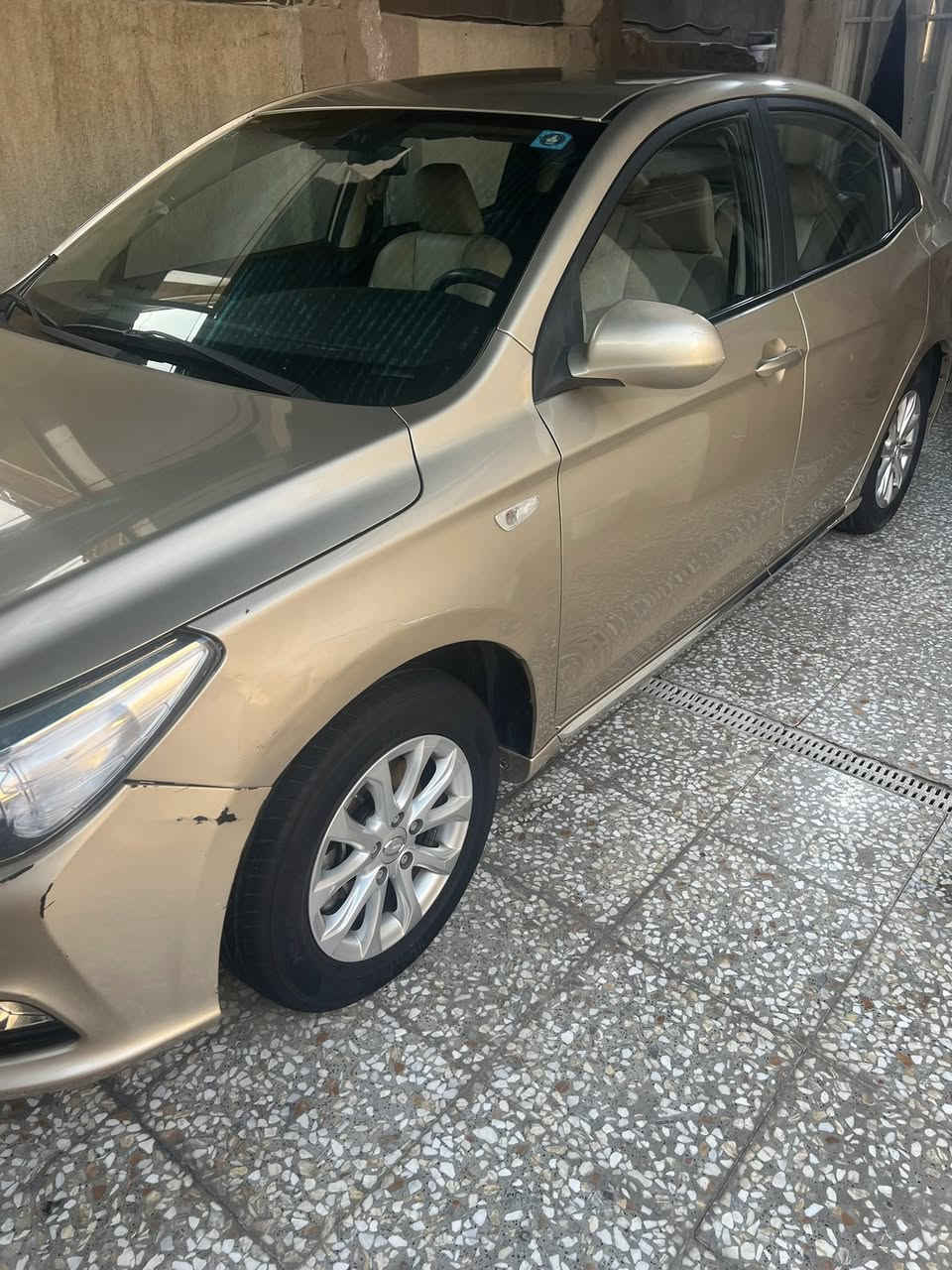 السلام عليكم
من رخصة الادمن
GAC 3S 
للبيع السعر 88 ورقة 
موديل 19 السيارة ماشية 125 الف بلادية على وضع الشركة لا صبغ ولا اضربة عدا الطخة موضحة بالصور ممبدل بيهه شي كير مكينة بلاد تبريد تدفئة شرط بلاد مملعوب بيهه السيارة ابداً باسمي تحويل مباشر مكاني بغداد الدورة اي استفسار اتصال رقمي 

***********
