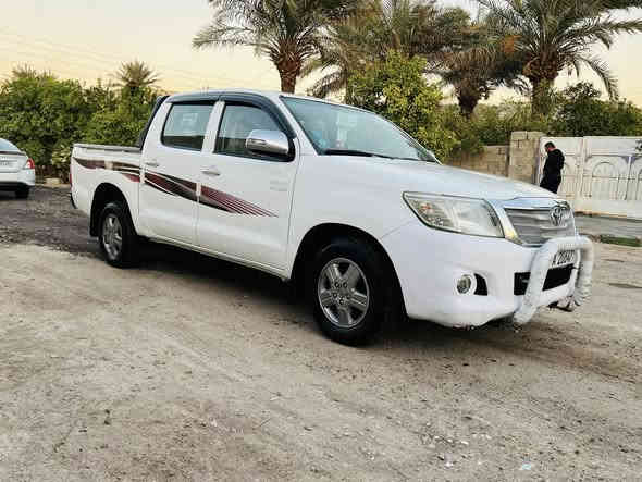 تويوتا موديل ١٢ سياره جديده رقم واسط الجديد بسمي مشروع وطني سياره بيهه صبغ جاملغ خلفي بس رش اثر طخه بسيطه ولباقي كفاله كير عادي فول سعرهه ١٧٥ مجال بسيط مكاني بغداد جسر ديالى للستفسار ‭

‭٠٧٧٢ ١٣١ ١٩٠٣‬
