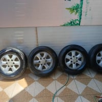 البيع تايرات وياله  15/70/205 السعر300  العنوان بغداد ابو غريب رقمي077...