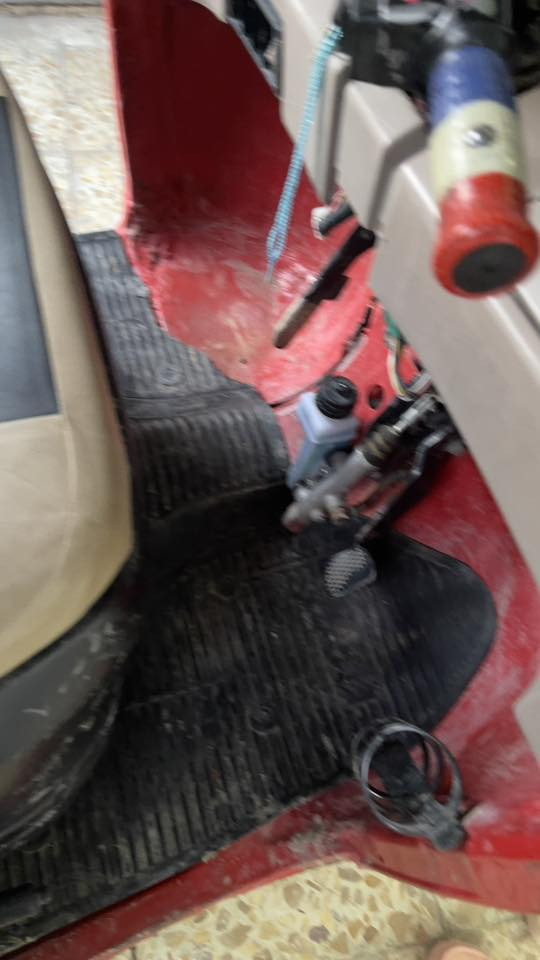 تكتك 18 اوراق شرط الترقيم تكتك حلوه بيه طخه بجاملغ الخلفي السعر3800 رقم ***********
