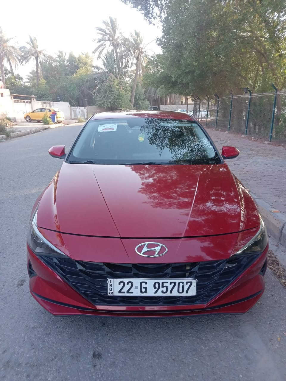 الانترا للبيع موديل  2022 وارد امريكي محرك 2000 دوش 
حادث السيارة بنيد بأمريكا  ...ترهم مراوس  k3
بيه صخه بقبق الجنطة مامصلح وصخه بلدوسه جهه السايق
موصفات السيارة 
- بصمة تشغيل 
-بصمة أبواب واضواء ترحيب وتشغيل عن بعد 
-صندوق ذكي يفتح عند الاقتراب 
-رادار امامي.. خلفي ..جانبي 
-توقف ذاتي 
-سياقة ذاتية
- مانع انزلاق  
- تحديد مسار +مثبت سرعه 
-3 أنظمة قيادة ( سبورت + نورمان + ايكو )
- تحكم استيشن جهتين 
-  شاحن واير لس 
-كير 8 سرعات 
-تبريد ابيانو وتدفئه 
- شاشه ونظام GBS الخرائط 
- اناره led
-السعر  142 وبيه مجال 
-العنوان  متواجد بالنجف  والشامية 
وللعلم والمصداقية اكو ضربه حصواية باب السايق بسيطة
للتواصل  ***********
