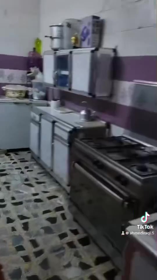 🏡 دار للبيع  طابو صرف- العبيدي
📍 حي الرئاسة | شارع المختار | شارع 15
━━━━━━━━━━━━━━━
📐 المساحة: 125 م² | بناء جديد
🔑 الطابق الأول:
طارمة كبيرة • استقبال • صالة كبيرة • مطبخ • غرفة نوم • حمامات داخلية • صحيات
🔑 الطابق الثاني:
غرفة نوم • صالة كبيرة • صحيات
📌 قابل للتطوير: إمكانية إضافة غرفتين (سويت فوق الاستقبال + غرفة فوق المطبخ)
🔑 الطابق الثالث:
بيتونة كبيرة
━━━━━━━━━━━━━━━
✨ بناء حديث | موقع متميز | جاهز للسكن الفوري | قابل للتوسع مستقبلاً


**إذا كنت صاحب هذا الإعلان وتريد حذفه لأي سبب، رجاءا أرسل رسالة إلى الدعم الفني**