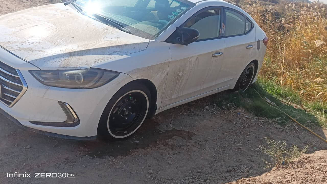 النترا للبيع سياره جديده قطعه واحده بيها جام الله خلفي السعر 135. ***********
