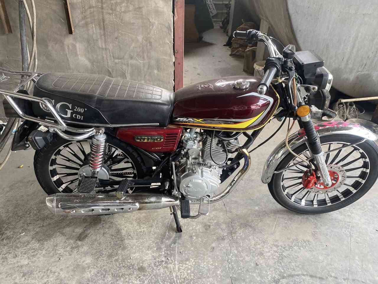 سلام عليكم دراجه جديده أبيع ومراوس ماكس عدله حسب القناعه ستفسار اكثر خاص وهذا رقمي (***********)
