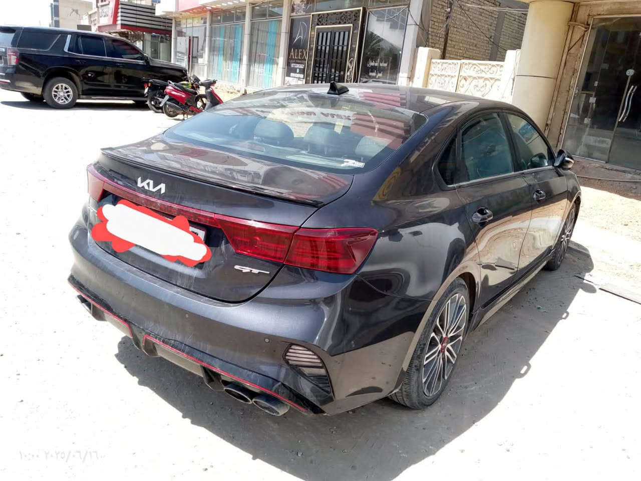سيراتو 23 محوره 
محرك 1.6T
ماشيه 90 الف 
فول موصفات 
125 ورقه 
للتواصل 
***********
