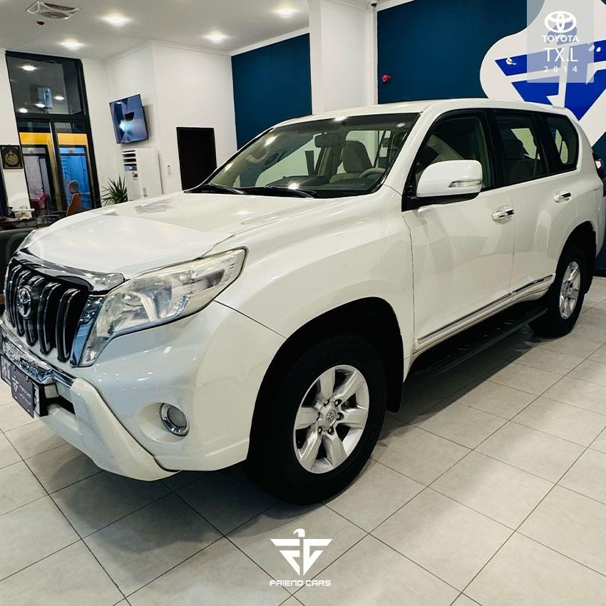 السلام عليكم
سياره تويوتا برادو مديل 2014 فول مواصفات كفاله عامه 
السياره حيل جديده واستخدام خاص وبسمي وتحويل ثاني يوم سياره كفاله  عامه ضربه وصبغ وتبديل وبارد وكير ومكينه وحداديه واحلا من الصور بهواي وبالعافيه على الياخذها للبيع او مراوس
مكاني الرفاعي
للاستفسار ***********
