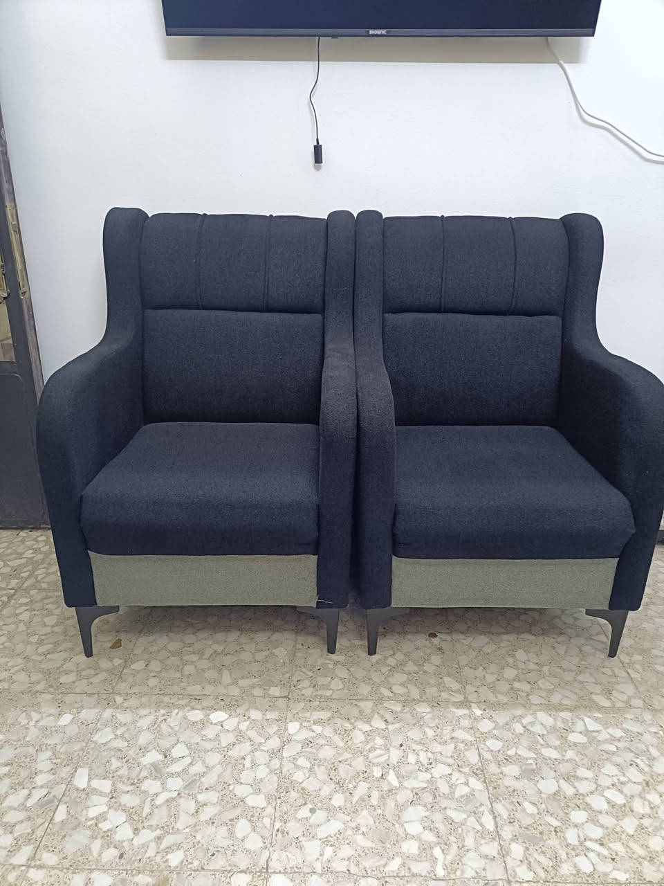 سلام عليكم تخم تركي8مقاعد تفصال ابلوك اسود خاولي قماشه جديد ما مستعمل سبوعين عنوان بغداد ***********
